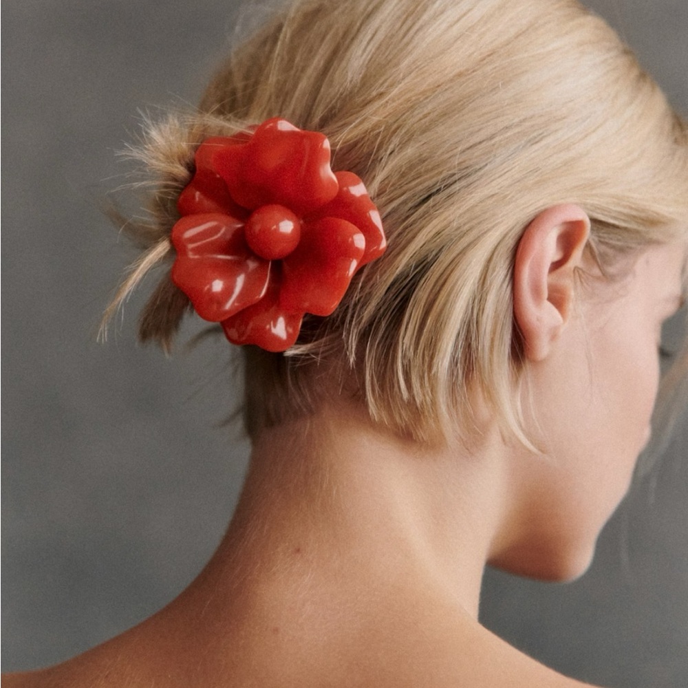 Sézane Kianar Scrunchie - NWT - Picture 4 of 8